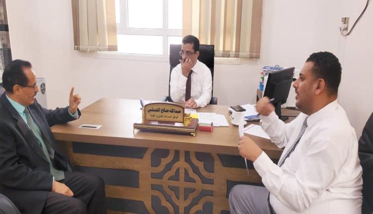 وكيل محافظة الضالع يبحث تعزيز التعاون المشترك مع مسؤول مصلحة الضرائب والجمارك