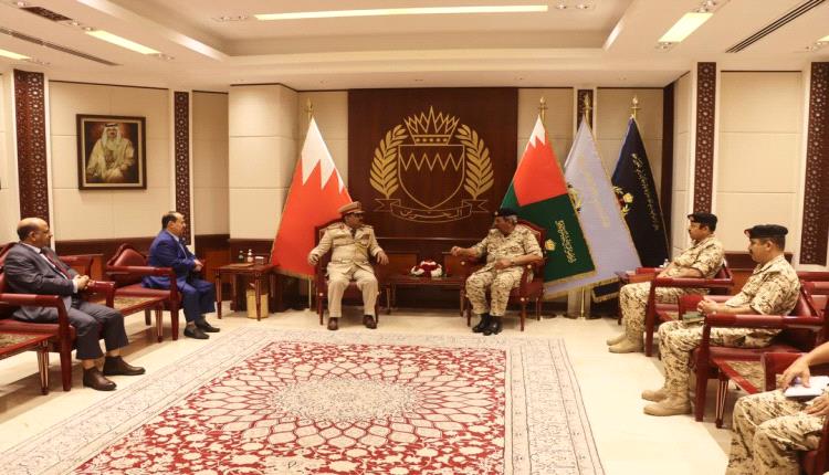 الوزير الداعري يثمن التضحيات الكبيرة لقوة دفاع البحرين في اليمن 