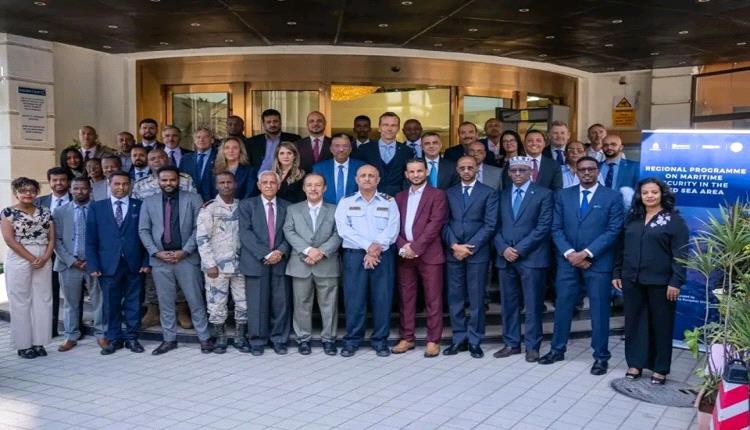 دعوة إلى ضرورة النظر في السياسات الدولية تجاه تهديد الحوثي للملاحة