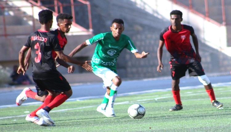 بفوزه على شباب القطن الوحدة بتريم الى نهائي بطولة كأس اليوبيل الذهبي لإذاعة سيئون