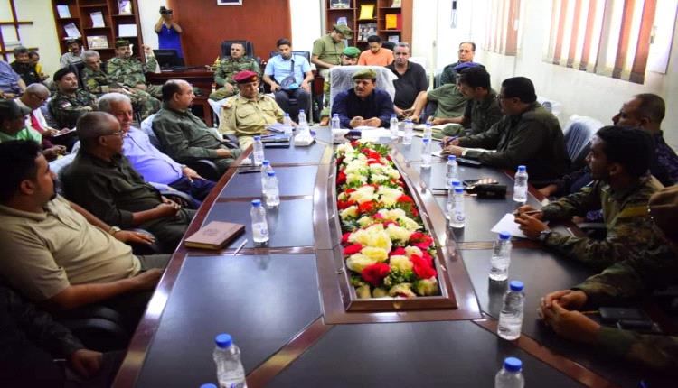 اجتماع استثنائي لقادة الوحدات الأمنية والعسكرية بعدن (تفاصيل)