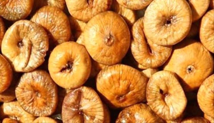 منقوع التين المجفف في الماء -١٠ فوائد لصحة الجلد