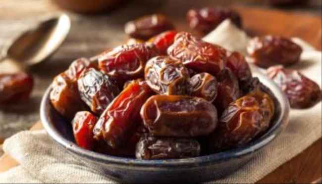 فوائد التمر للحامل عديدة منها يقلل الإمساك ويعالج الأنيميا
