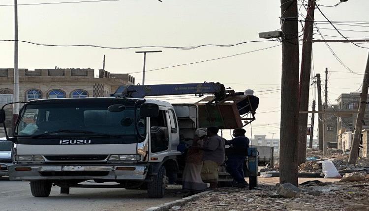 عودة الكهرباء لمدينة الغيضة بعد خروجها عن الخدمة جراء اعصار تيج 