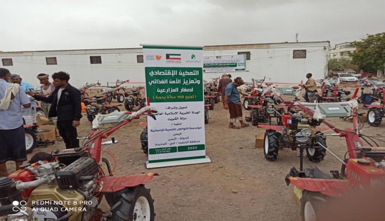 توزيع 50 حراثة يدوية لصغار المزارعين في مديريتي ردفان وحالمين بلحج
