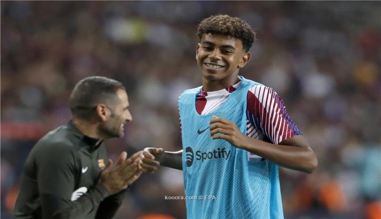 لامين يامال يحصد "جائزة مستحدثة"