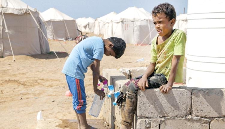 2.5 مليون نازح يمني يعانون في مخيمات 