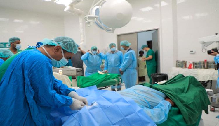 تدشين مخيم طبي مجاني لطب وجراحة العيون بمستشفى الغيضة