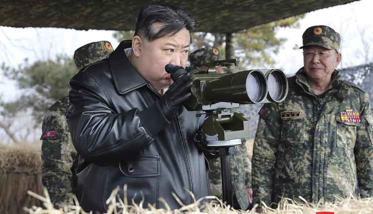 زعيم كوريا الشمالية يشرف على مناورة تحاكي هجوماً نووياً مضاداً..