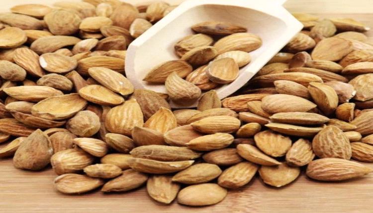 تقرير: أسواق اليمن تغرق باللوز المستورد