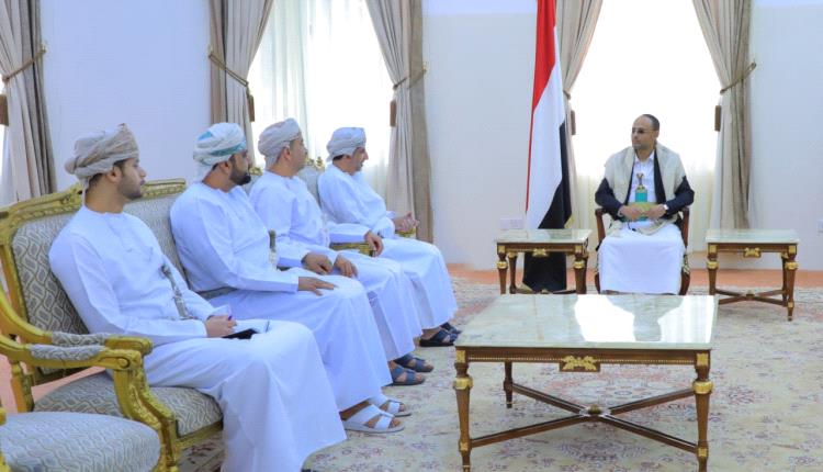 مسقط تتحرك بكل ثقلها السياسي- الدبلوماسي لانقاذ الحوثي 