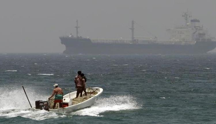 ما حقيقة استهداف الحوثي لسفينة متجهة الى إيران؟ 