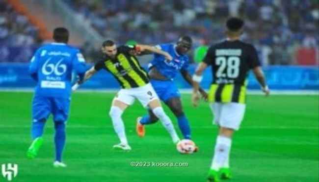 الكشف عن هوية حكم كلاسيكو الهلال والاتحاد