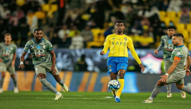 تعادل جنوني بين النصر والحزم في دوري روشن السعودي