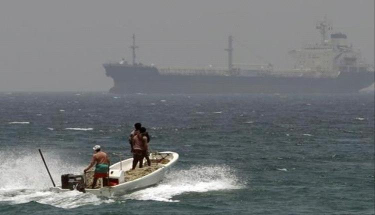 محاولة للهجوم على سفينة في سواحل اليمن