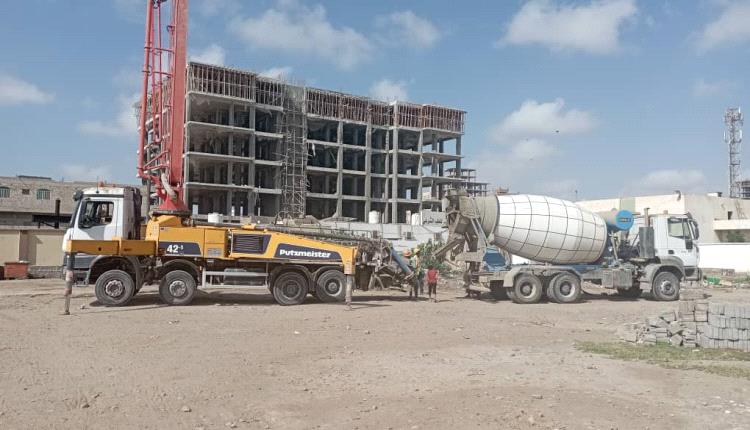 تدشين مشروع بناء محرقة للمخلفات الصحية في كبرى مستشفيات عدن 