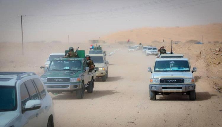 فريق من رئاسة الانتقالي يزور جبهات القتال في بيحان