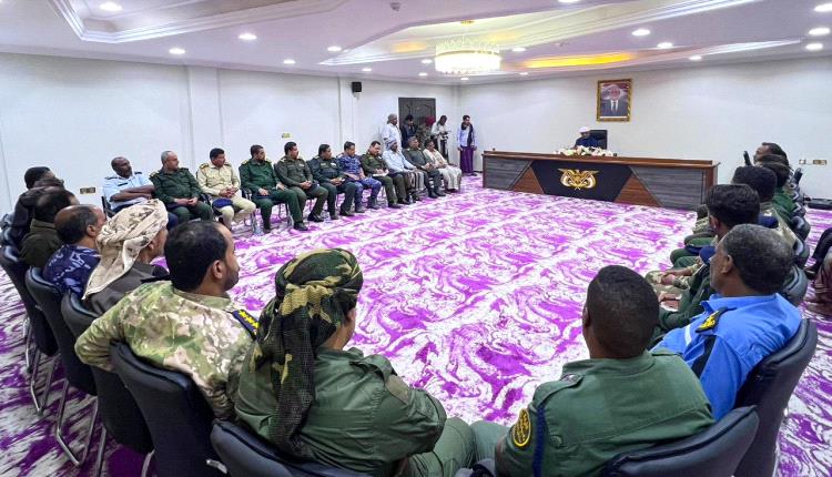 البحسني يقيم مأدبة إفطار لقيادة الأمن والشرطة بساحل حضرموت 