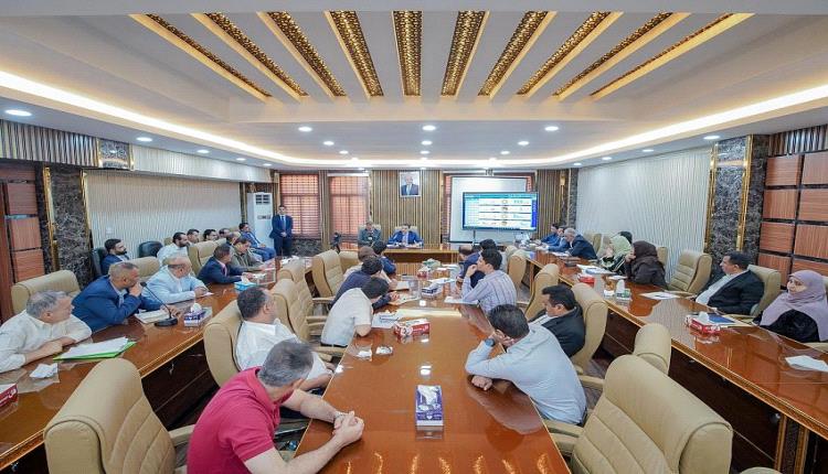 اجتماع يؤكد الحاجة الى جهد مضاعف لإعادة الاعتبار لمدينة عدن