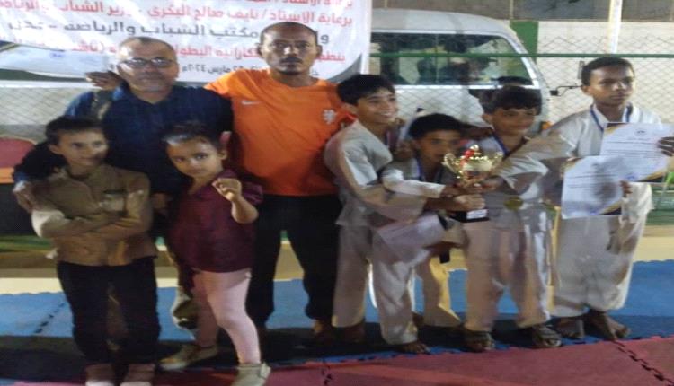 وحدة عدن يحرز كأس البطولة الرمضانية للكاراتيه بعدن