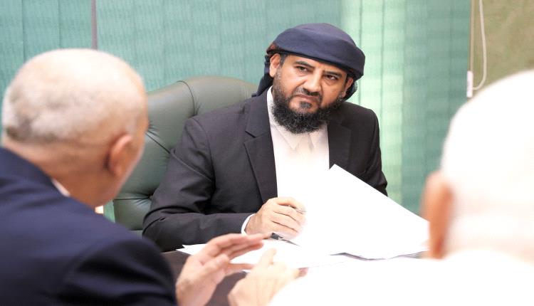 المحرمي يقود تحركات غير مسبوقة لإعادة هيبة الدولة في الجنوب