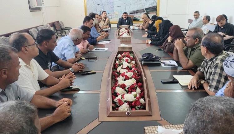 مدير عام المنصورة يدعو المكتب التنفيذي لمضاعفة الجهود وتنمية الإيرادات