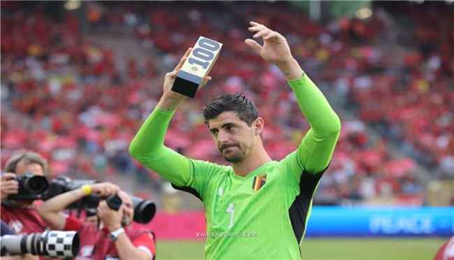 استبعاد كورتوا من قائمة بلجيكا في يورو 2024