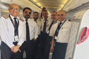 تعرف على مجموعة الطيارين المستجدين الذين طاروا في سماء عدن .. صورة