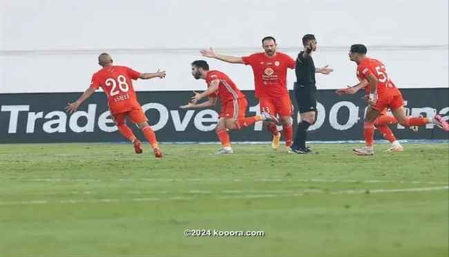 عجمان يحصد فوزه الأول.. ويعمق جراح دبا الحصن