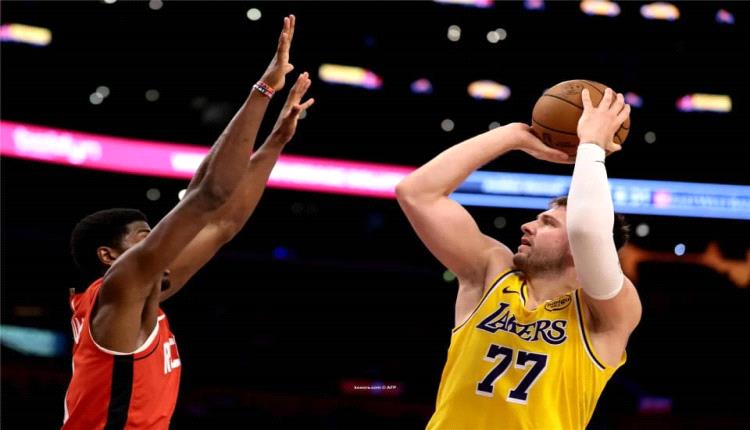 دونتشيتش يقود ليكرز للفوز على روكتس