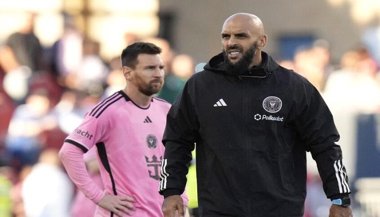 إيقاف حارس ميسي ومنعه من دخول الملاعب