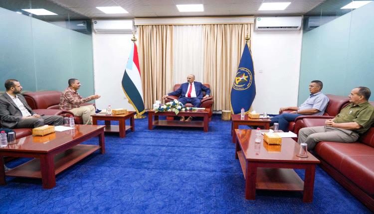 الرئيس الزُبيدي: لا مكان للاعتداءات على المؤسسات الاستثمارية في الجنوب