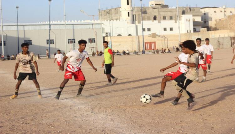 الشباب والشعلة "حبايب" في بطولة الفقيد "علي باعلي" للفرق الشعبية للشباب بنادي تضامن شبوة