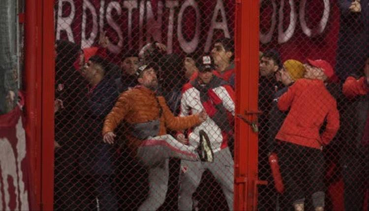 10 جرحى و90 موقوفاً في أحداث عنف بين مشجعي فريقين أرجنتينيين