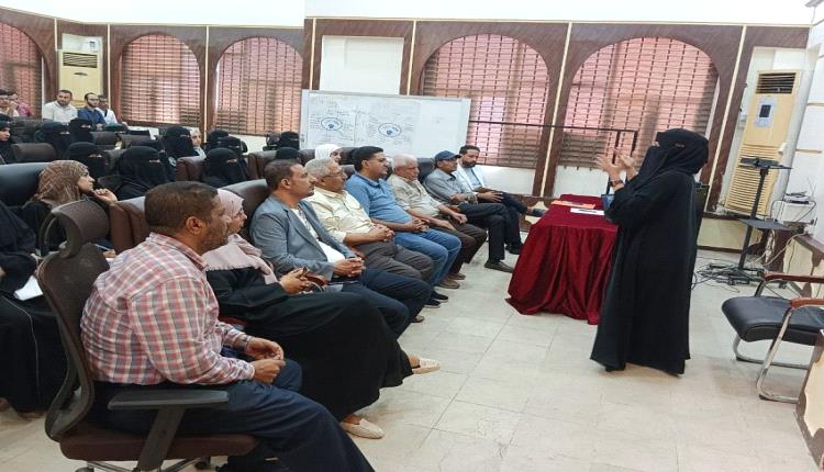 تنظيم محاضرة علمية حول الإرشادات والتصنيف والاختبارات العملية للمستلزمات الطبية