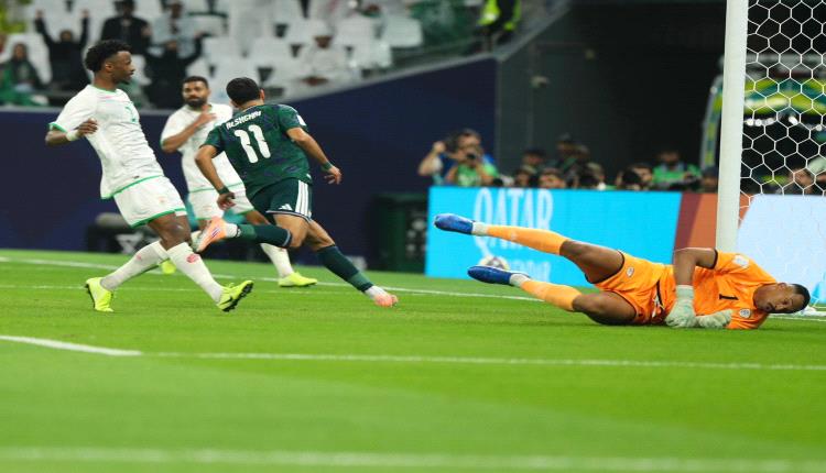 هدايا الدوسري تمنح المنتخب السعودي فوزًا صعبًا على عمان