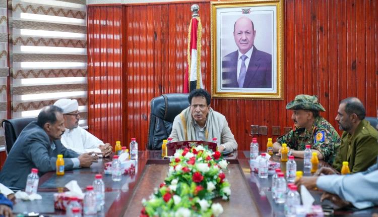 محافظ المهرة يرحب بالقوات الجنوبية ويؤكد أهمية توحيد الجهود للحفاظ على الأمن والاستقرار