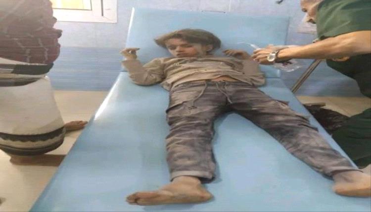 إصابة  طفلين جراء استهداف المليشيات الحوثية الاحياء السكنية بتعز