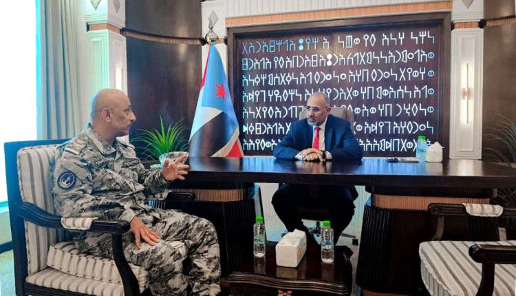 الرئيس الزُبيدي يطّلع على سير عمل خفر السواحل وسبل الاستفادة من دعم الرياض للأمن البحري