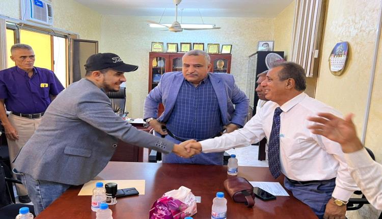 قرار يصدره المحافظ  لملس بتكليف مدير عام لمكتب الشؤون  الاجتماعية والعمل عدن
