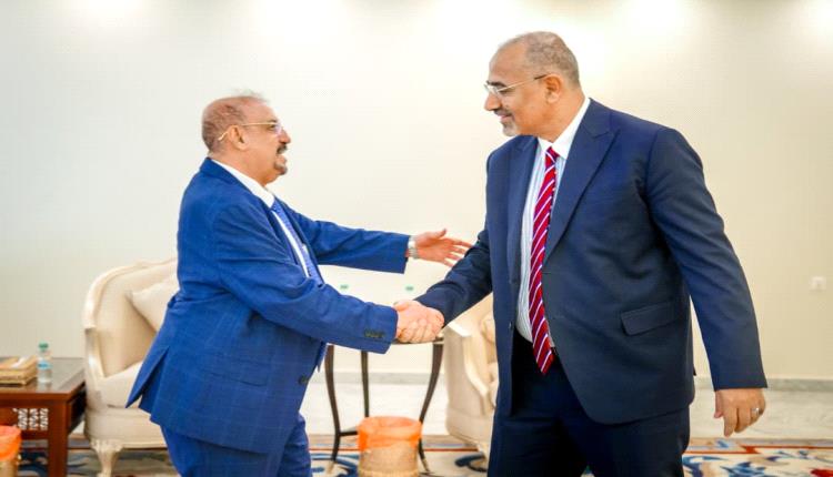 خلال استقباله للبركاني.. الرئيس الزُبيدي يتهم قوى في "الرئاسي" بإدارة معركة تحرير الشمال عبر الإعلام فقط