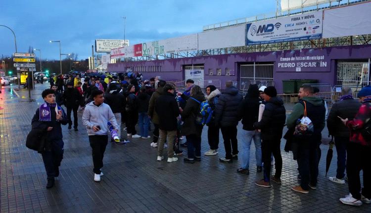 تأجيل انطلاق مباراة جوادالاخارا وبرشلونة لأسباب أمنية