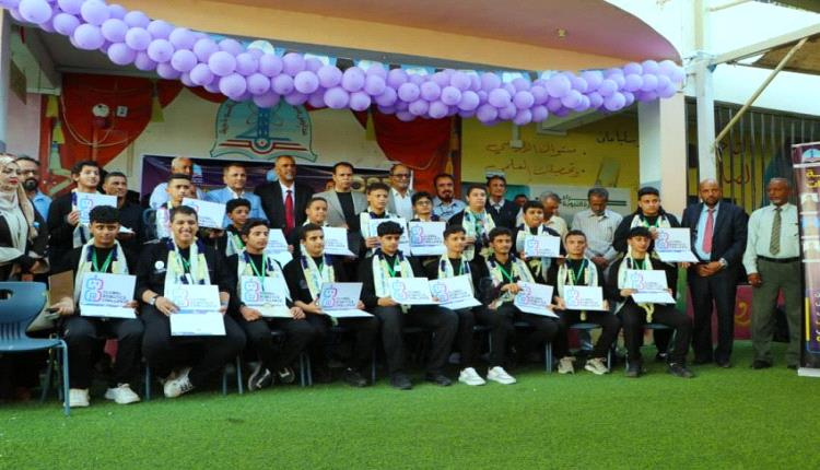 إحتفاء بالطلاب الفائزين بالمركز الأول في تحديث الروبوتات العالمي 