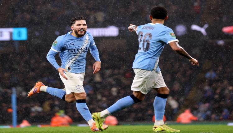 مانشستر سيتي يقصي برينتفورد ويعبر إلى نصف نهائي كأس الرابطة 