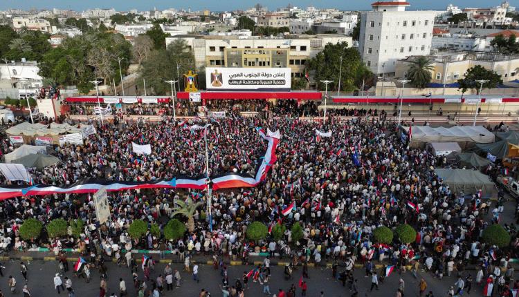 الجنوب العربي يرسم حدود الدولة بقرارات سيادية 