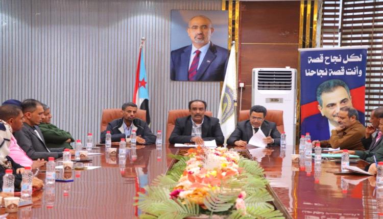 تنفيذي خور مكسر يعقد اجتماعه الدوري ويؤكد تأييده لخطوات الرئيس الزُبيدي نحو استعادة دولة الجنوب 