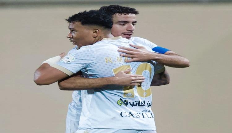 التعاون يستعيد وصافة الدوري السعودي بثنائية في الخلود