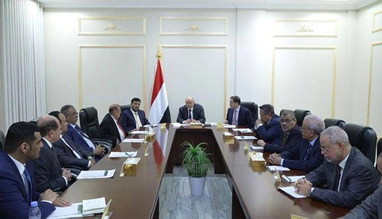 غياب قيادات وازنة عن جلسة رئاسية في الرياض رفضا لاستهداف القوات الجنوبية في حضرموت والمهرة 