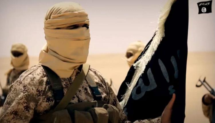 عناصر من تنظيم القاعدة وداعش الإرهابيان تقول إن التدخل السعودية يخدم قيام دولة الخلافة بولاية حضرموت