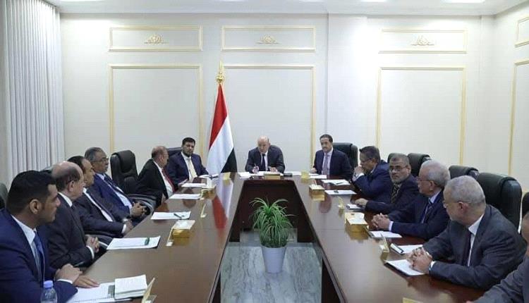 أليس طلب رشاد العليمي إجراءً أحاديًا؟